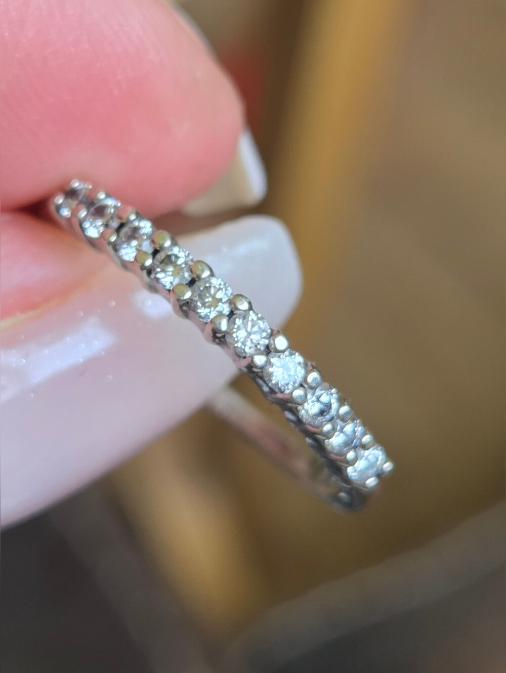 10k Diamond Eternity Band In White Gold  Size 8 VGUC